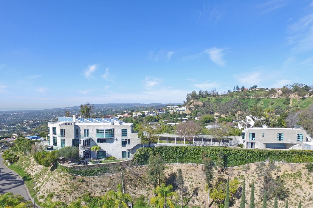 The Luxurious $50 million Los Angeles Skycastle