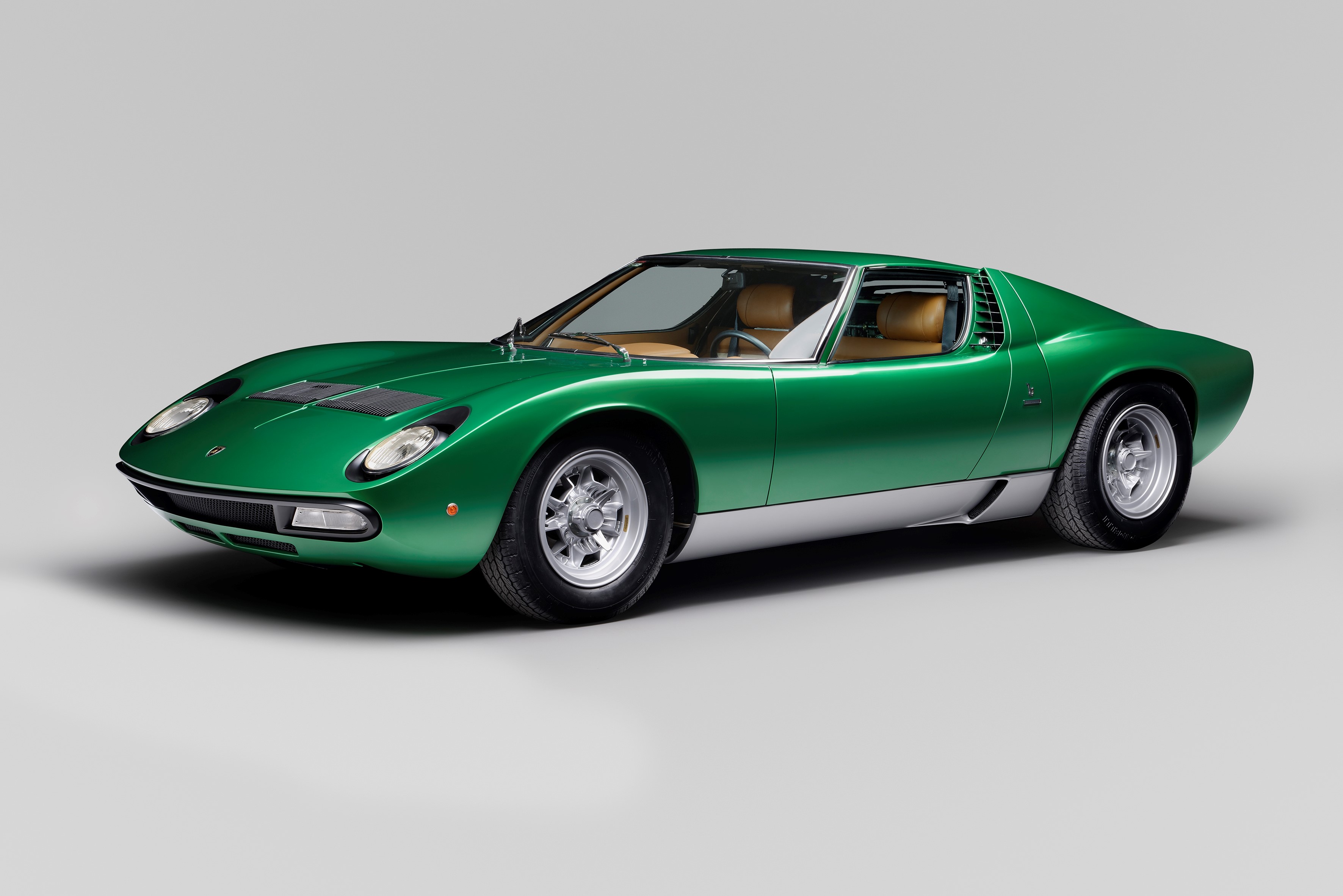 1971 Lamborghini Miura P400 SV Coupé by Bertone: Goodwood Cartier Style et Luxe Concours d’Elegance