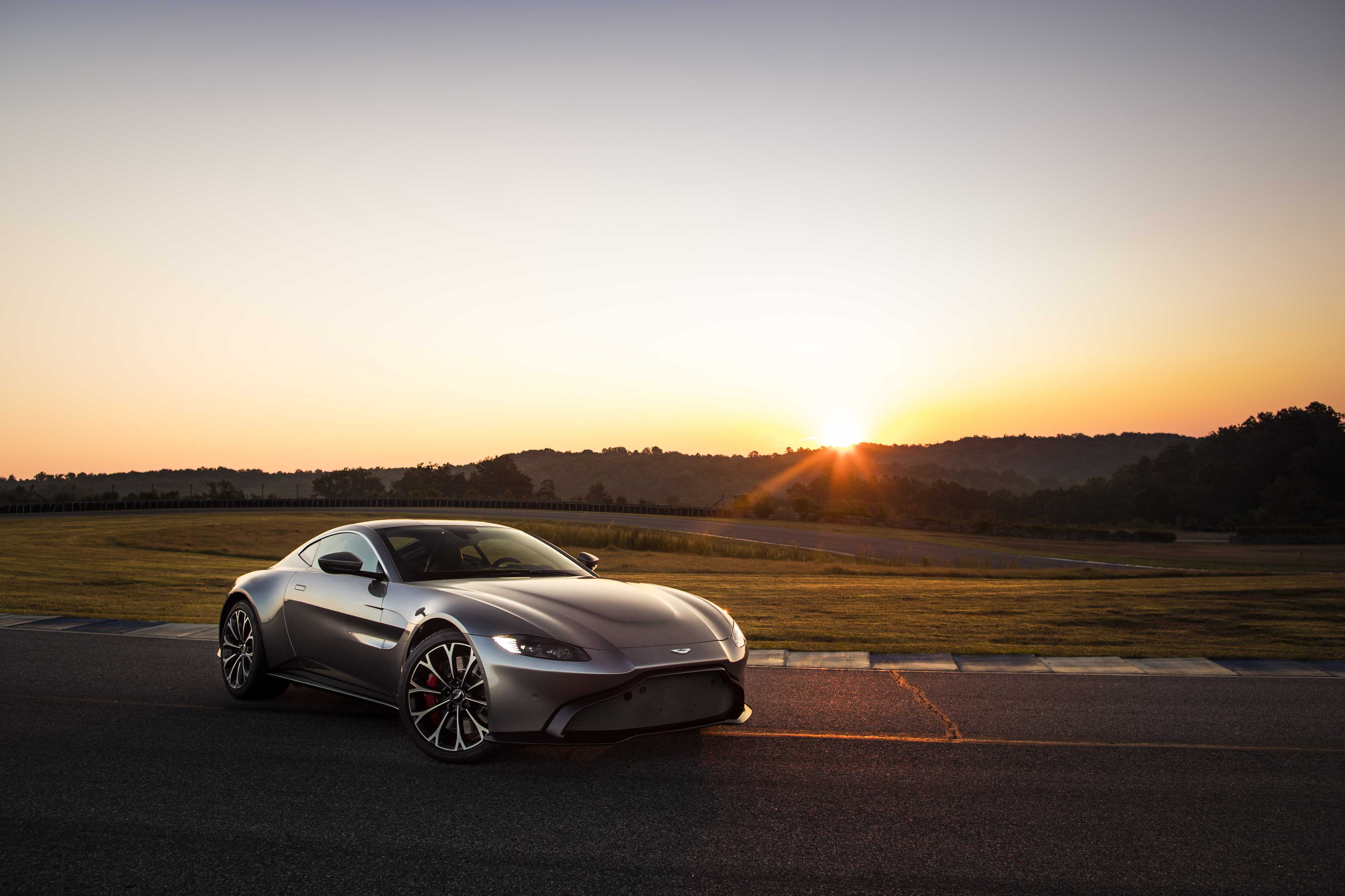 The Epitome of Speed and Elegance: The New Aston Martin Vantage 2018