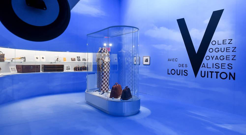 Louis Vuitton Booklet of Volez Voguez Voyagez NYC Exhibition Pamphlet New