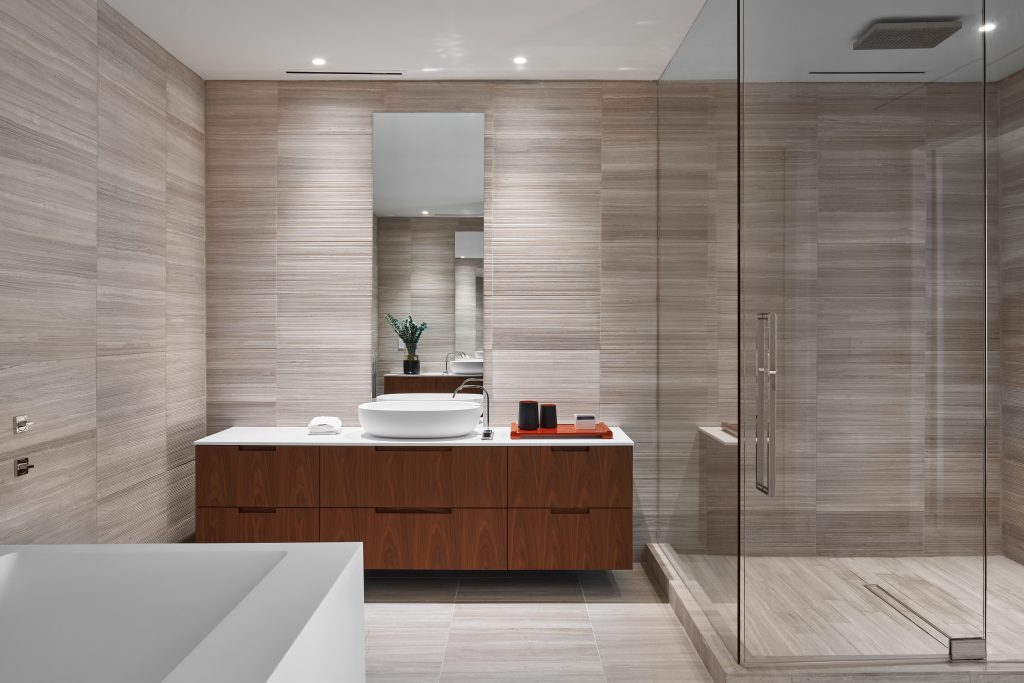 The LIAIGRE Penthouse at Ritz-Carlton Residences, Miami Beach - Master Bathroom