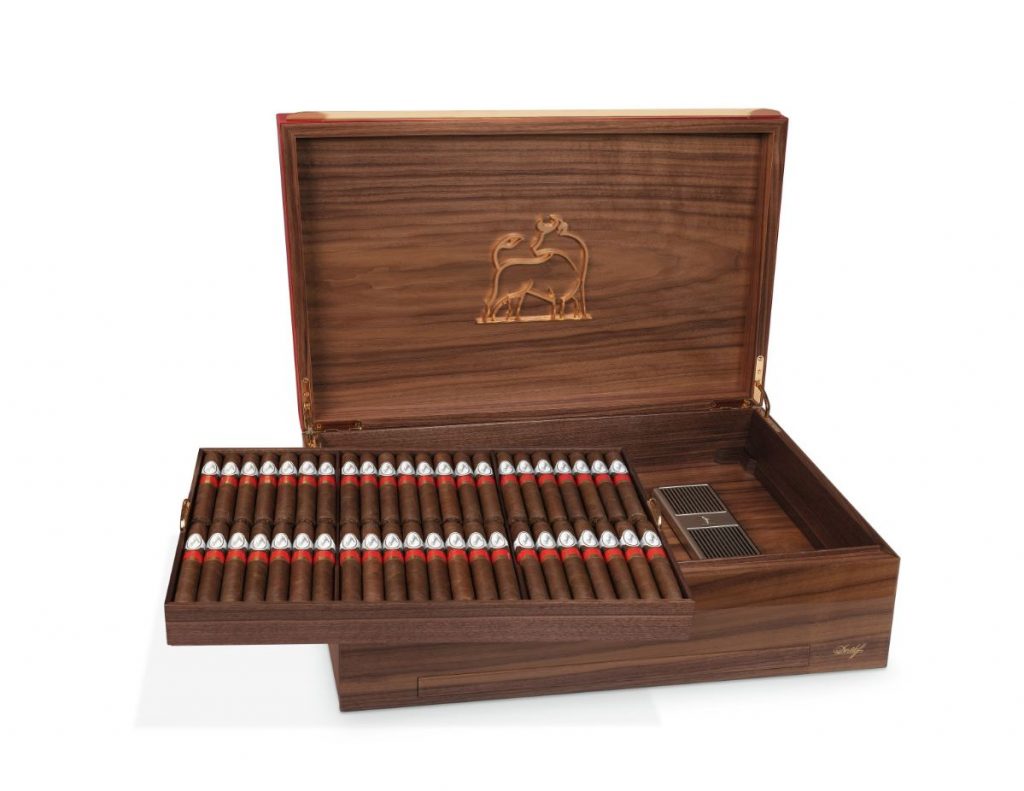 Davidoff's Year Of The Ox Masterpiece Humidor & Pipe